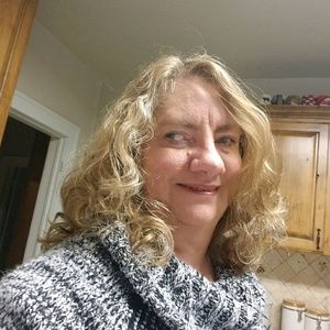 Meet your Posher, Linda