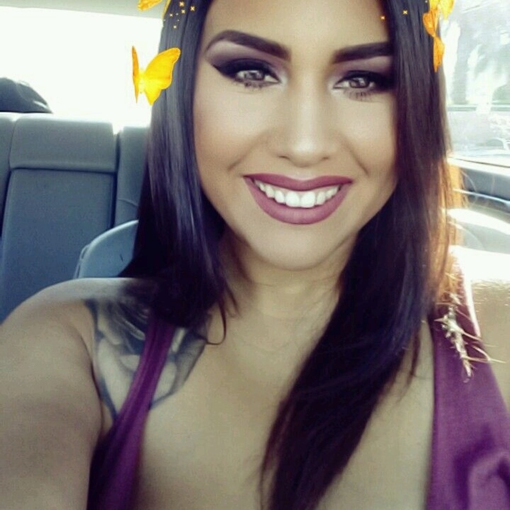 Meet your Posher, Mariela