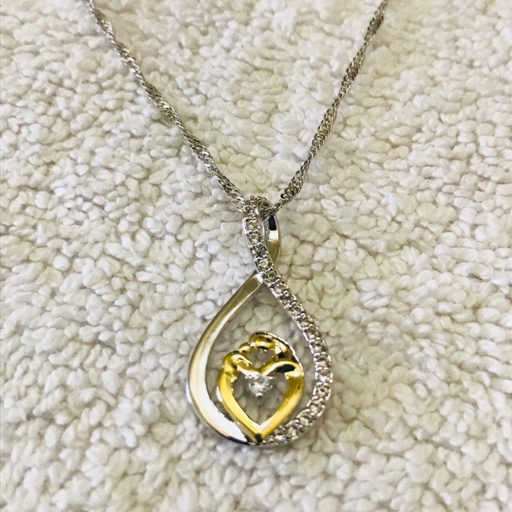18Kt Gold over .925 Silver Mother Loves Child