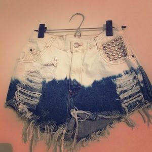 Retro denim studded shorts