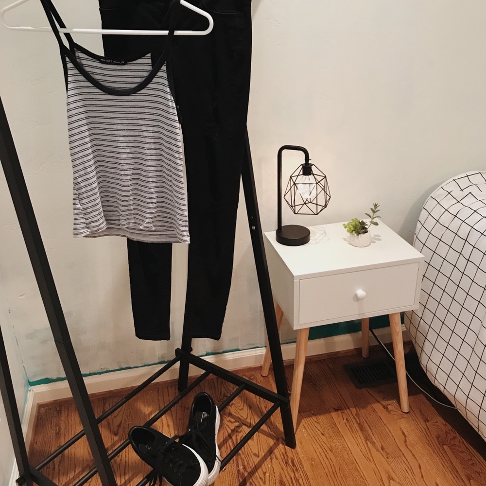 brandy melville -STRIPED- tank top