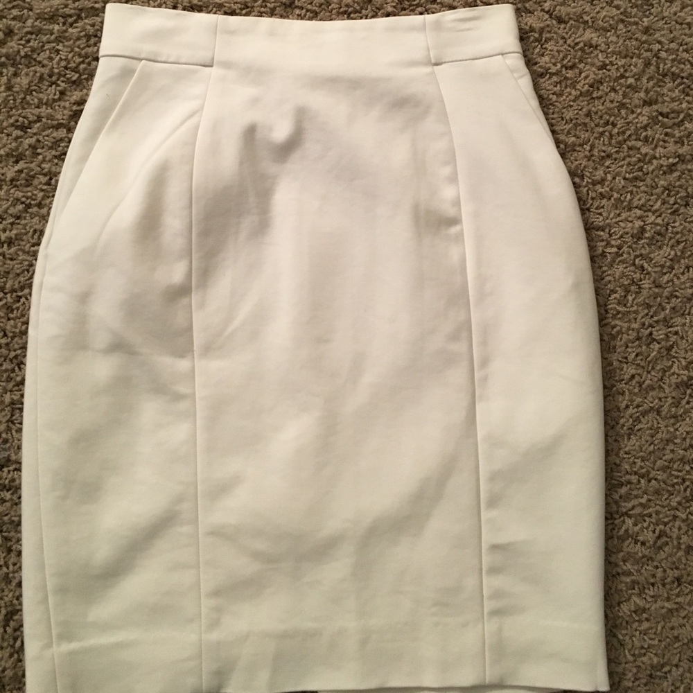 H&M White Pencil Skirt