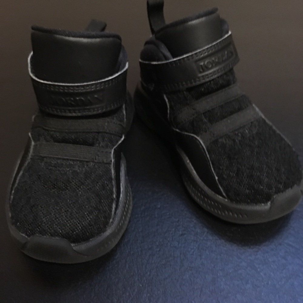 JORDAN FORMULA 23 SNEAKERS