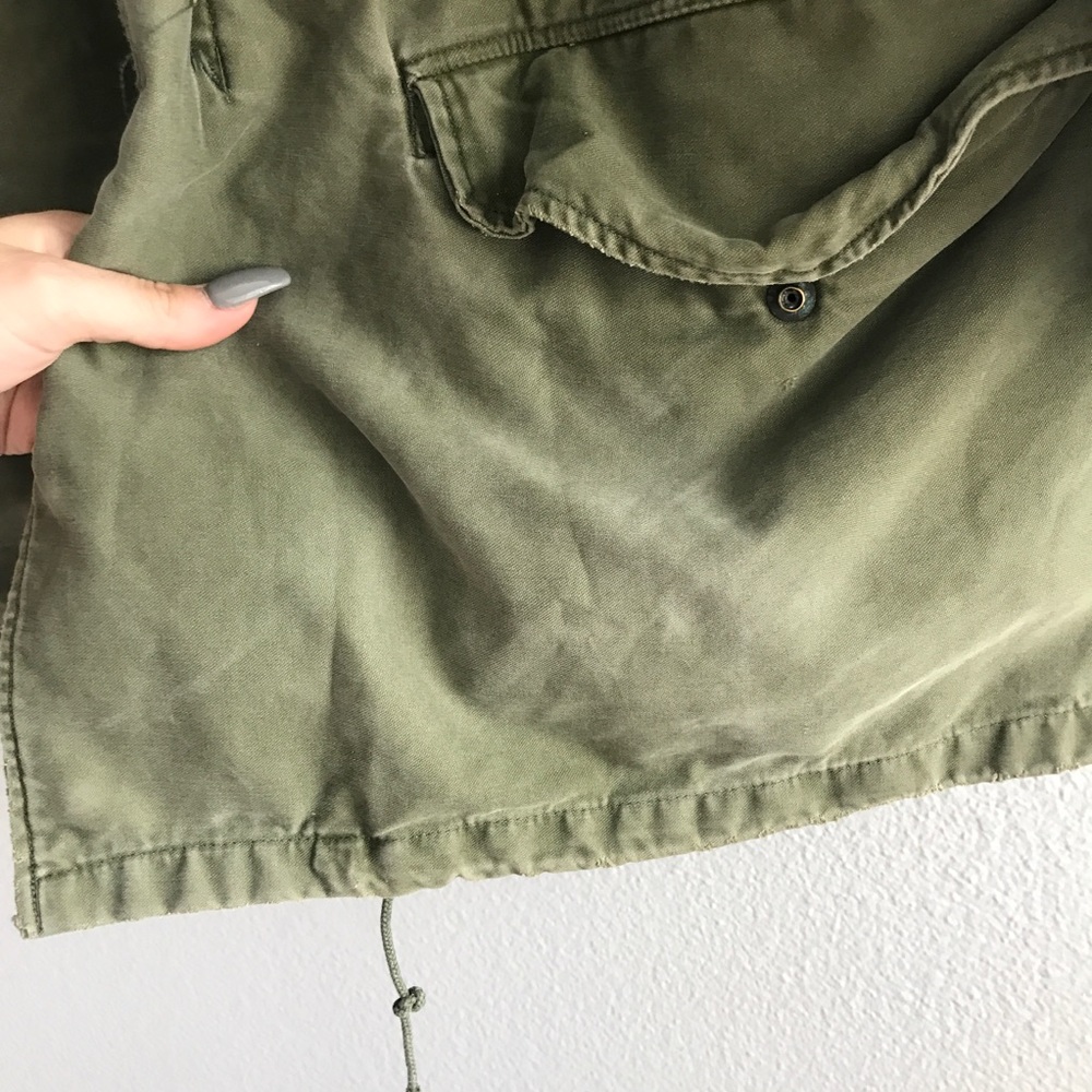 Reformation • Olive Cargo Jacket Shearling Sleeves - Picture 5 of 8