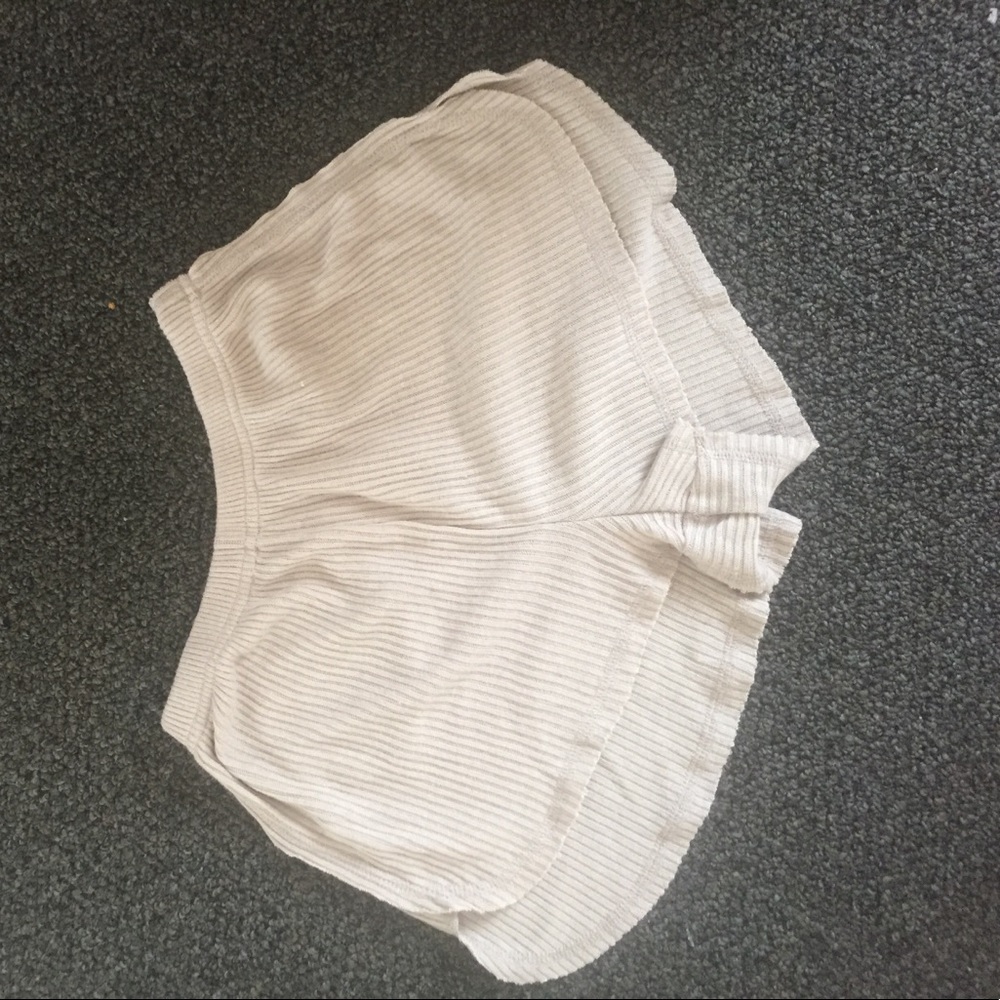Brandy Melville shorts