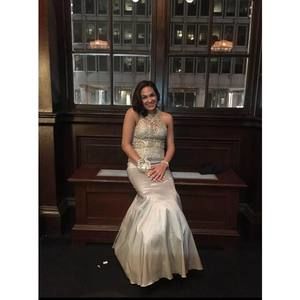 Meet your Posher, Anni