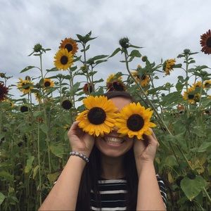 Meet your Posher, Rachel