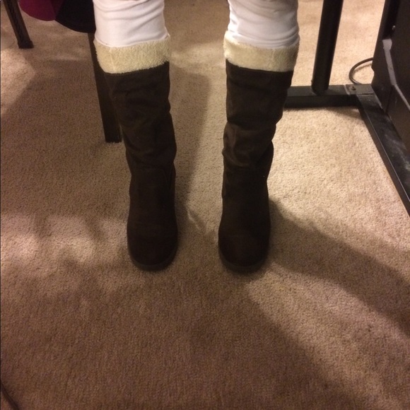 Dark brown suede wedge boots - Picture 4 of 8