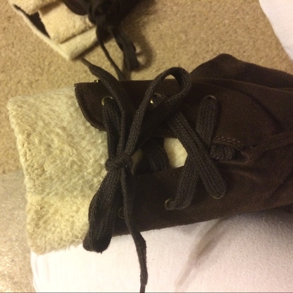 Dark brown suede wedge boots - Picture 7 of 8