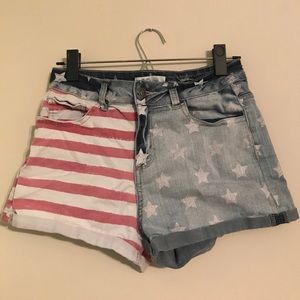Red white and booty shorts !