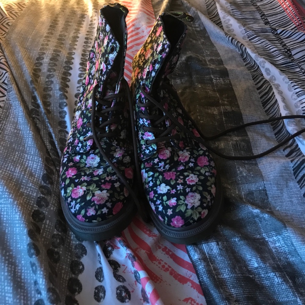 Floral combat boots