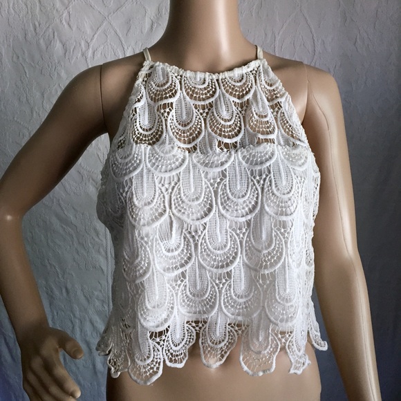Avec Tops - White Halter Crop Top