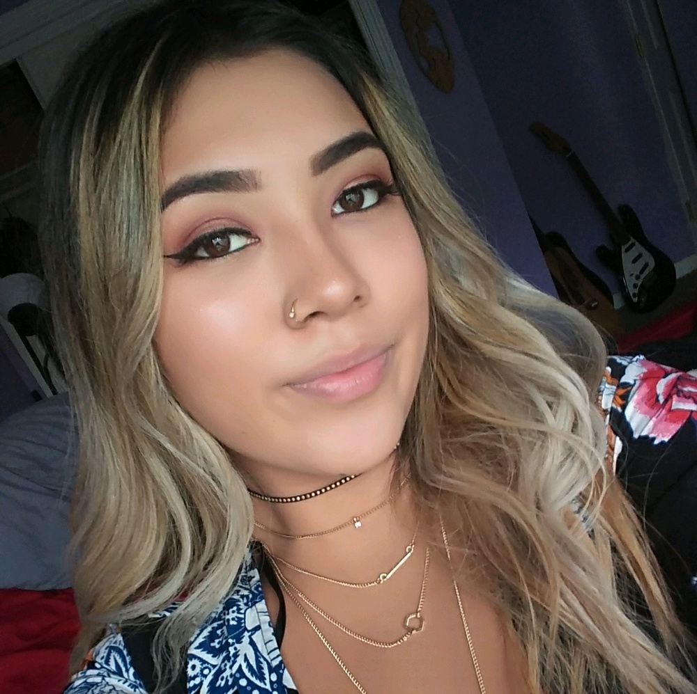 Meet your Posher, Lucy