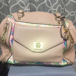Jessica Simpson bag