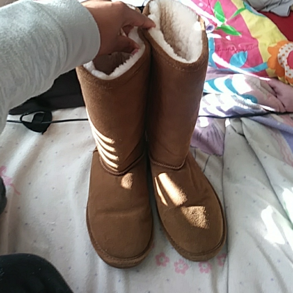Bearpaw boots
