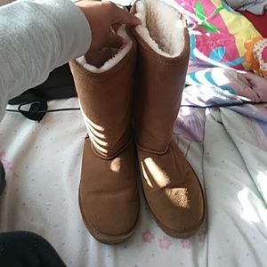 Bearpaw boots