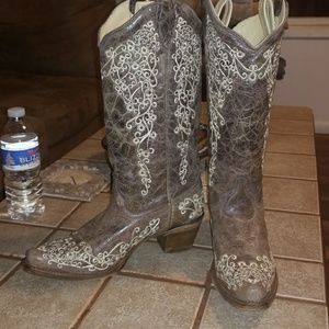 Corral cowgirl boots size 8
