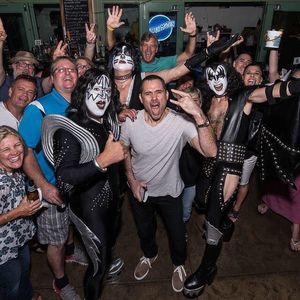 Meet your Posher, Peter