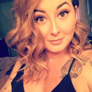 Meet your Posher, Christina