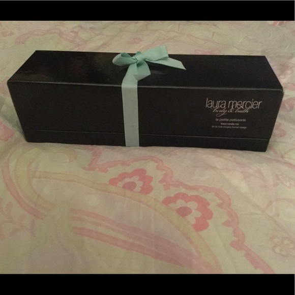 SOLD🧁Laura Mercier Petite Patisserie Candle Trio!🧁 - Picture 2 of 3