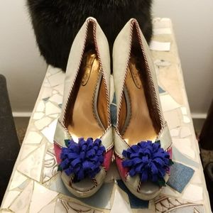 Poetic License London Pumps