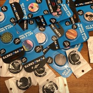 Popsocket lot of 5 with holders