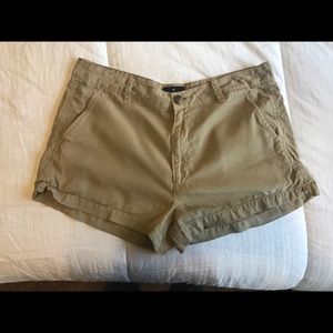 American Eagle khaki shorts