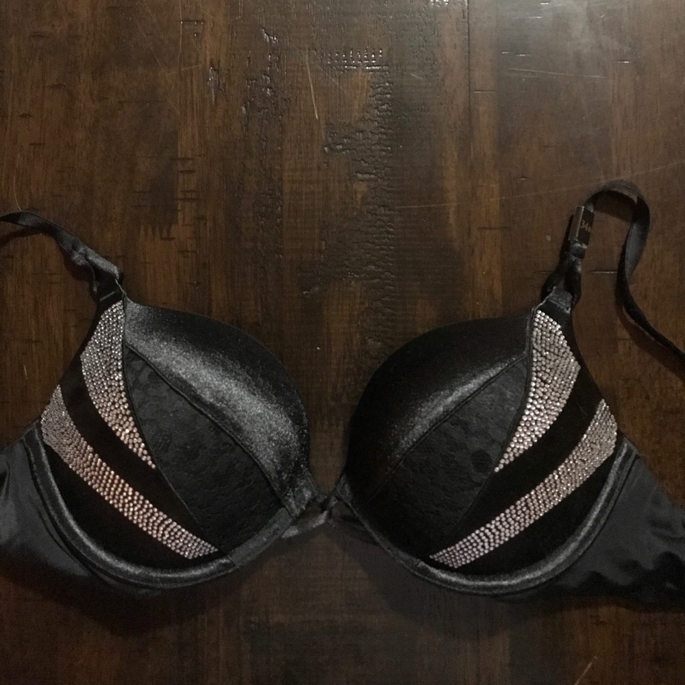Victoria's Secret Bombshell 34B