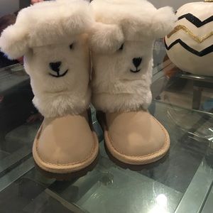 Gap children boots size 6