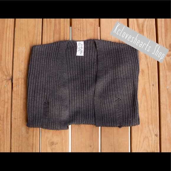 Sold out - Picture 2 of 2