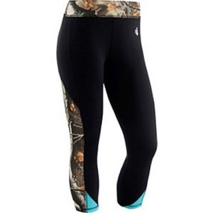 Legendary Whitetails Running Capris