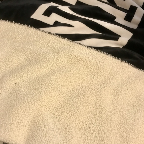 Sherpa blanket - Picture 3 of 3