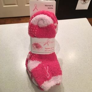 Jasmine Rose Fuzzy Slipper Socks