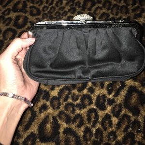 Aldo clutch