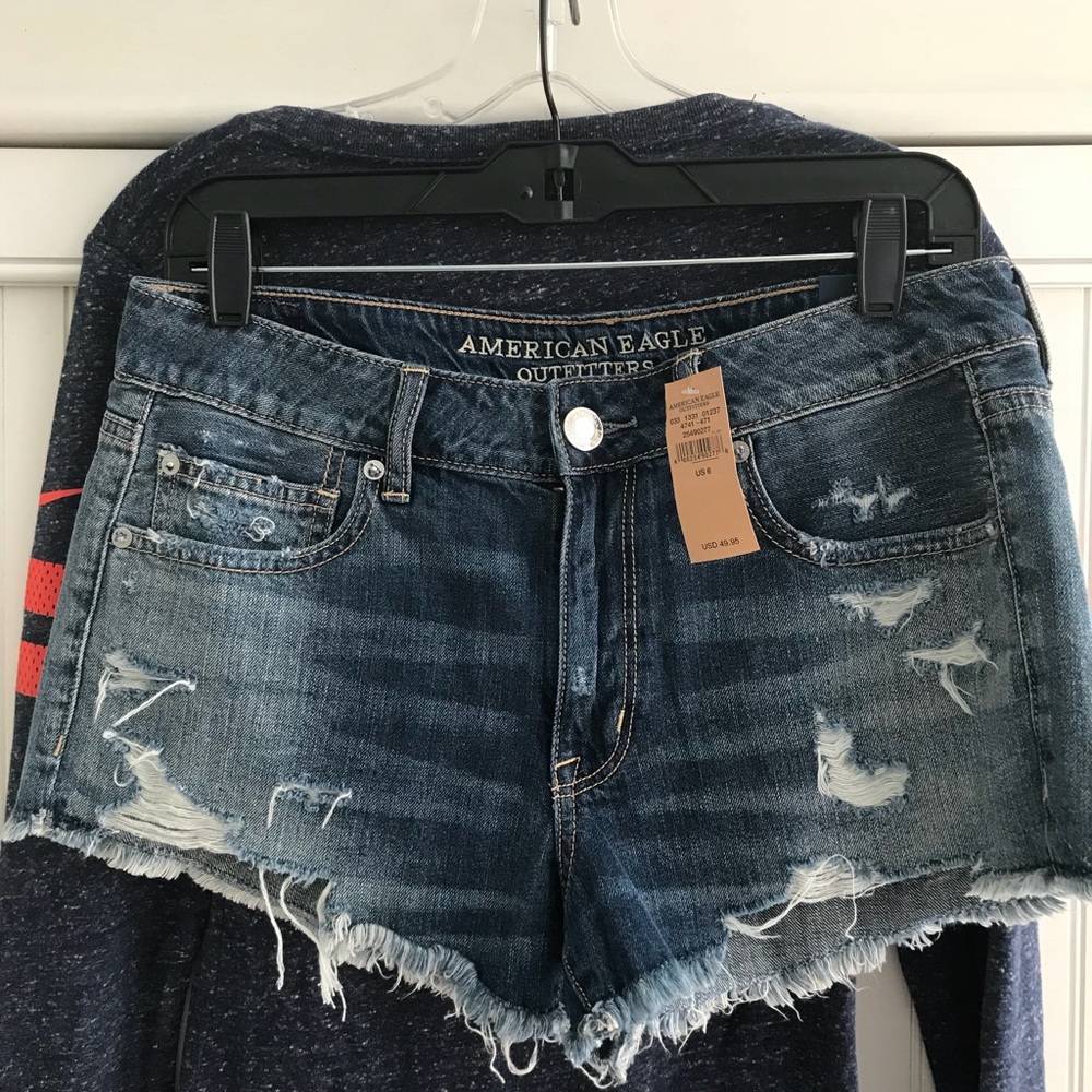 Shorts - American Eagle - Size 6 - New with Tags