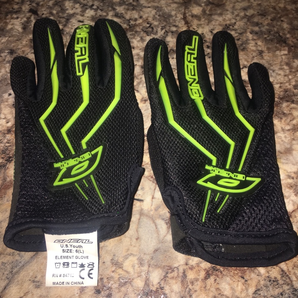 O’Neal youth gloves, New without tags.