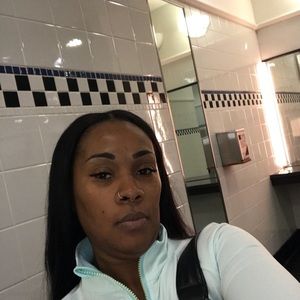 Meet your Posher, Comesha