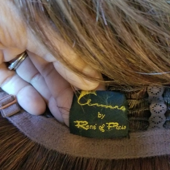 Wig - Picture 4 of 4