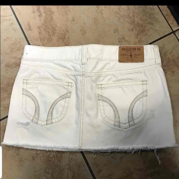 Beautiful Nwot White Hollister skirt - Picture 2 of 8