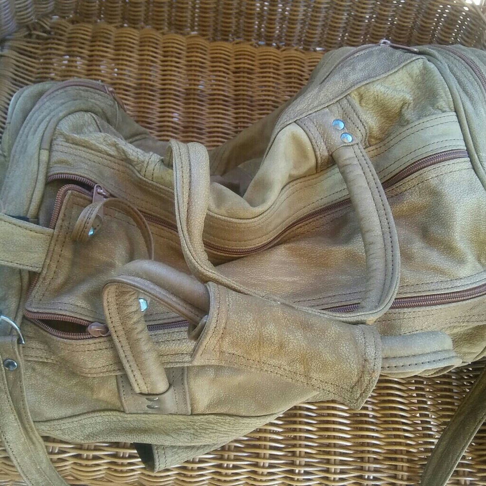 Vintage leather duffle bag