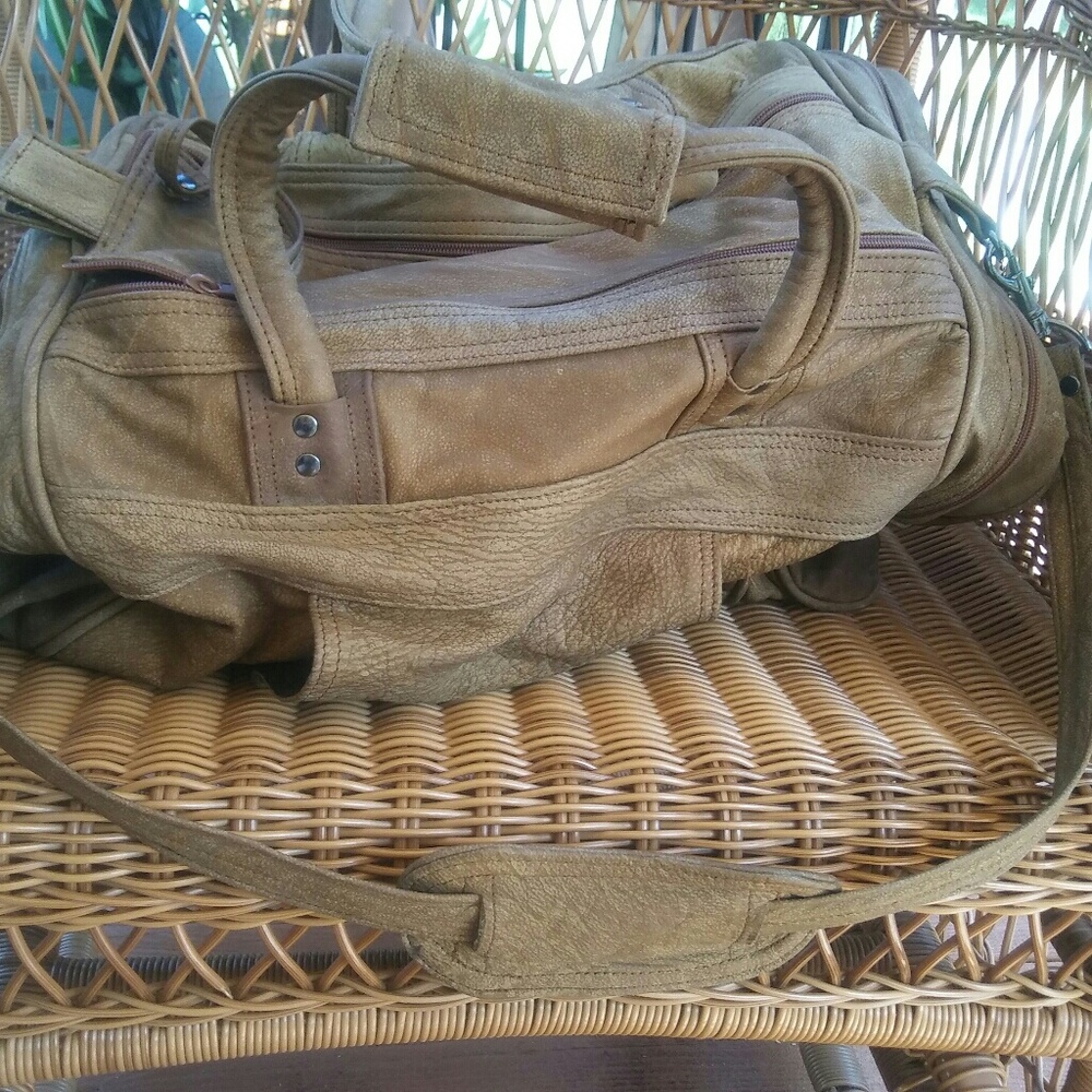 Vintage leather duffle bag - Picture 2 of 8