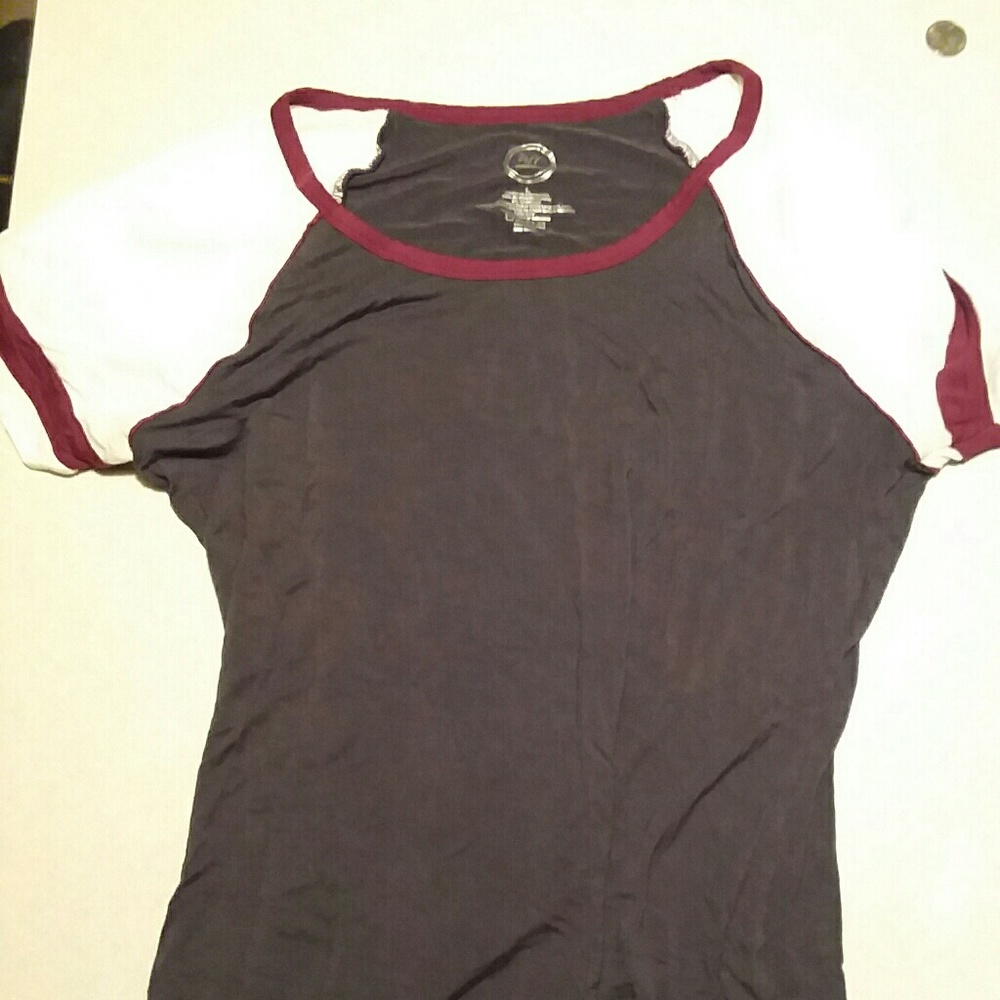 Maurices top