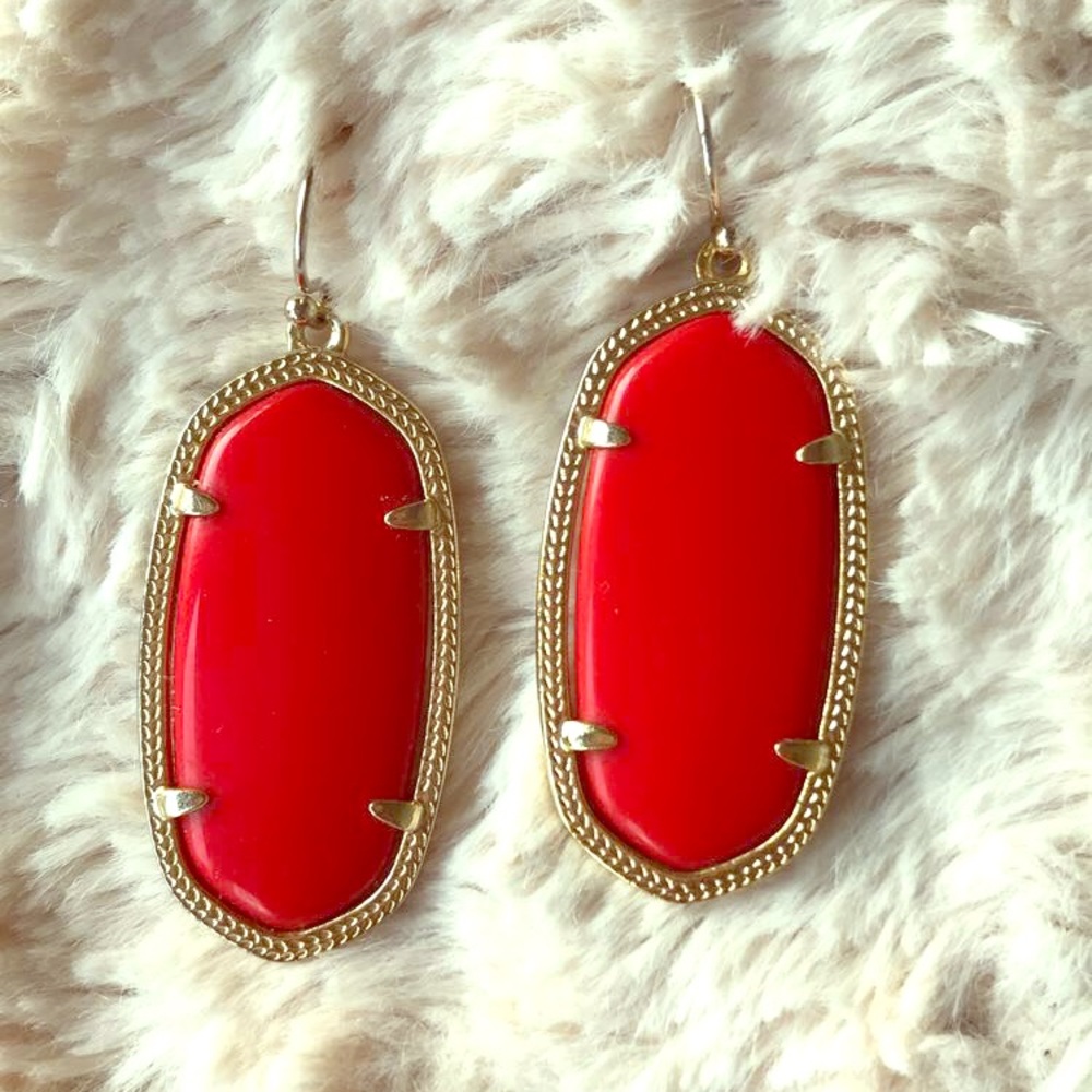 Kendra Scott earrings ✨