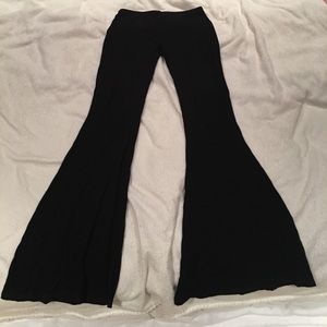 Ribbed flared/bell bottom pants.