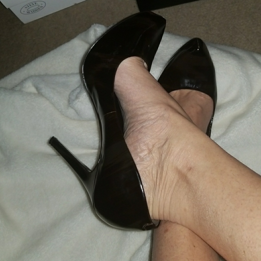 Jessica Simpson Dark Brown with Gold streaks.