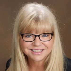 Meet your Posher, Tina