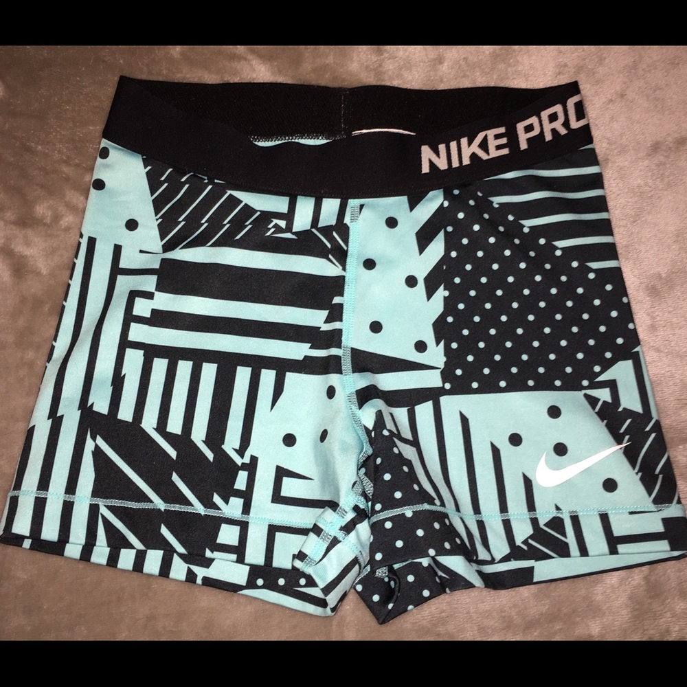 Nike Pro short