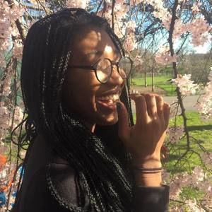 Meet your Posher, Emma