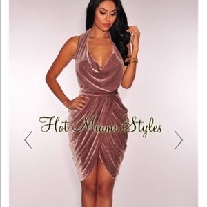 Mauve velvetdraped halter dress