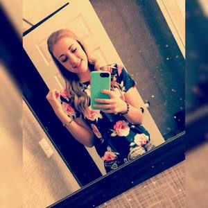 Meet your Posher, Brittni